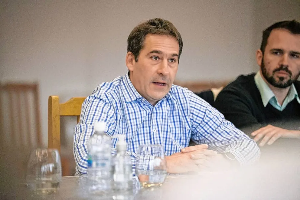 Luque reconoció la derrota y felicitó a Torres como gobernador de Chubut