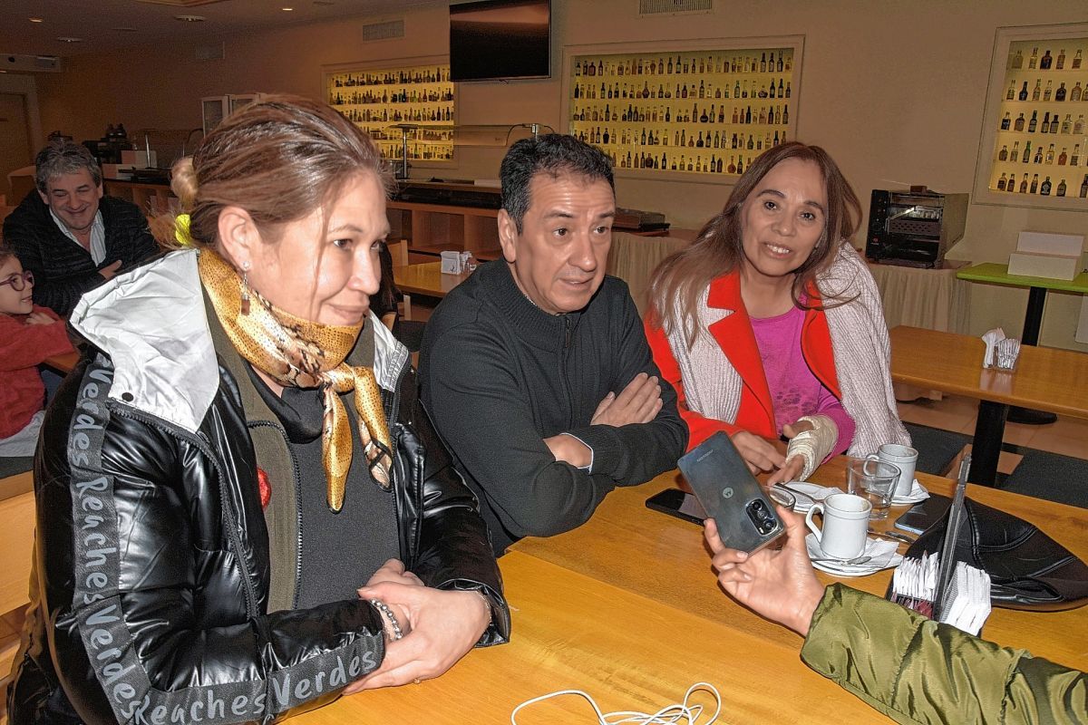 Tras la rehabilitación de la lista de Conde, la lista blanca de la UCR sigue exigiendo que la oficialicen