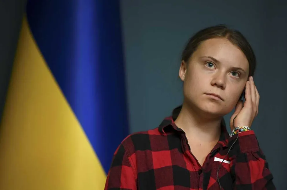 Greta Thunberg criticó en Kiev la respuesta mundial al "ecocidio" por el derrumbe de represa