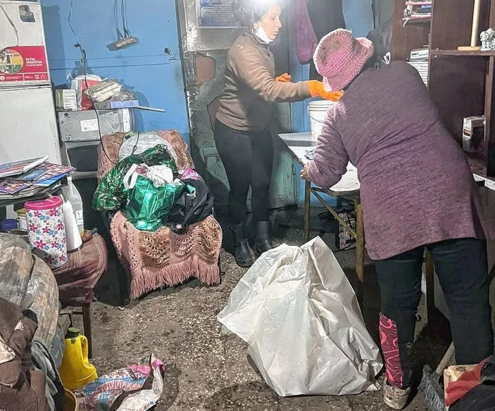 Hacer el bien sin mirar a quién, tarea que lleva adelante el grupo “Manos Solidarias”