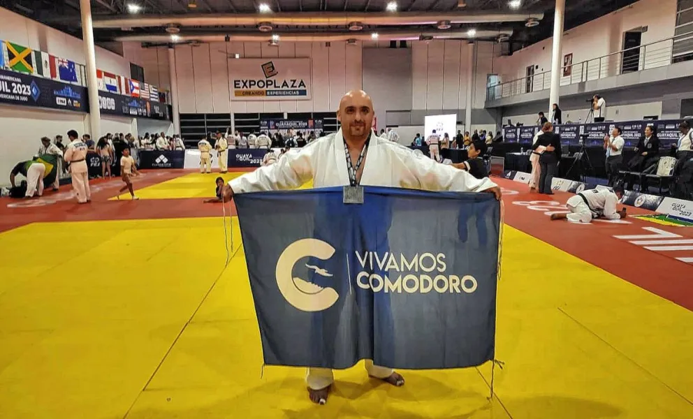 Leonardo Smart se colgó la medalla de plata en el Campeonato Sudamericano Veterano de Judo 2023 en Ecuador