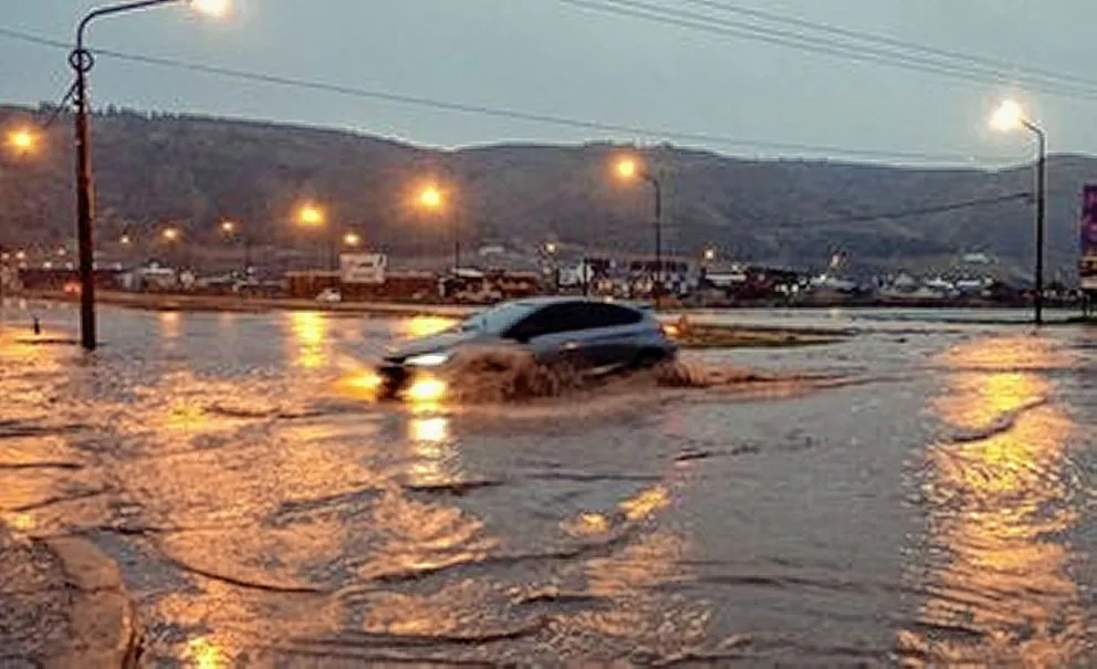 Esquel en emergencia climática tras un intenso temporal de lluvia