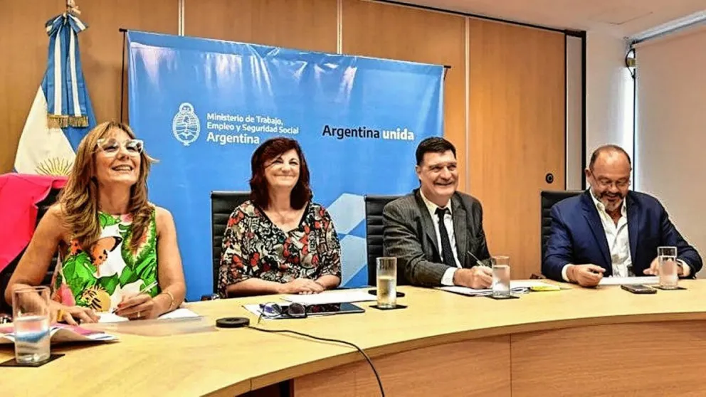 Salario Mínimo Vital y Móvil: aumenta 32,2% y alcanzará los $156.000 en diciembre