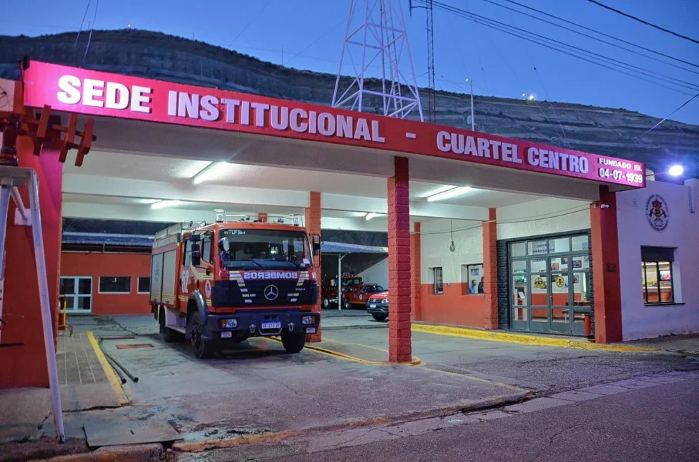 La Asociación de Bomberos Voluntarios de Comodoro cumplió 84° años