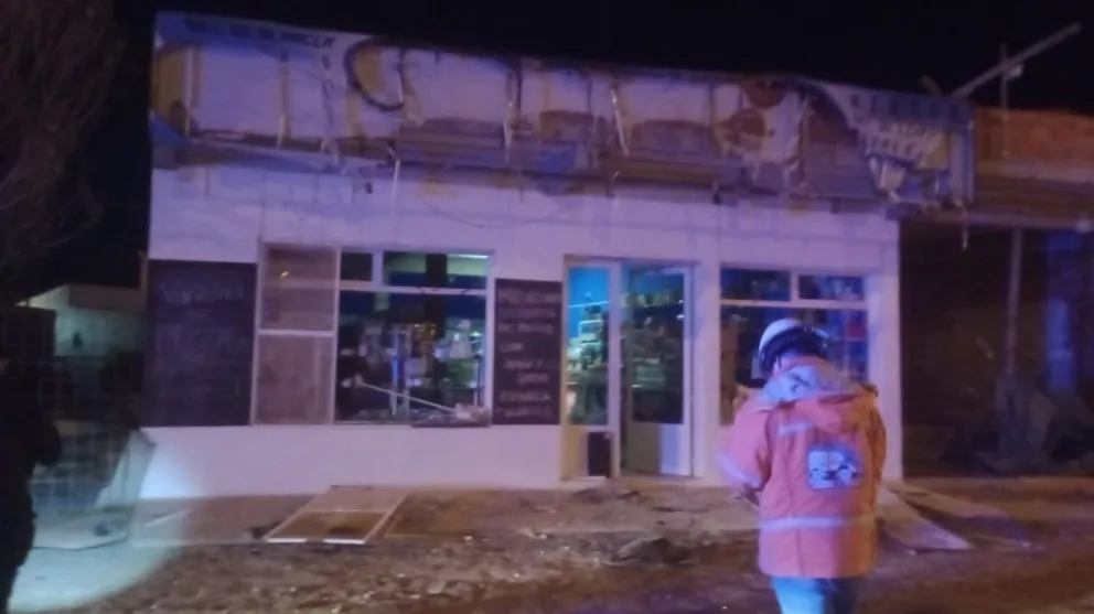 Explotó una garrafa en un almacén en Kilómetro 8