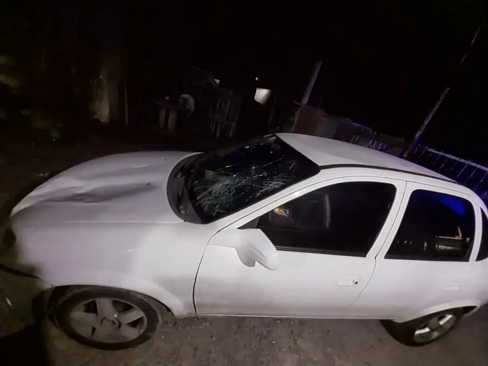 Chocó contra un caballo cuando se dirigía hacia Comodoro