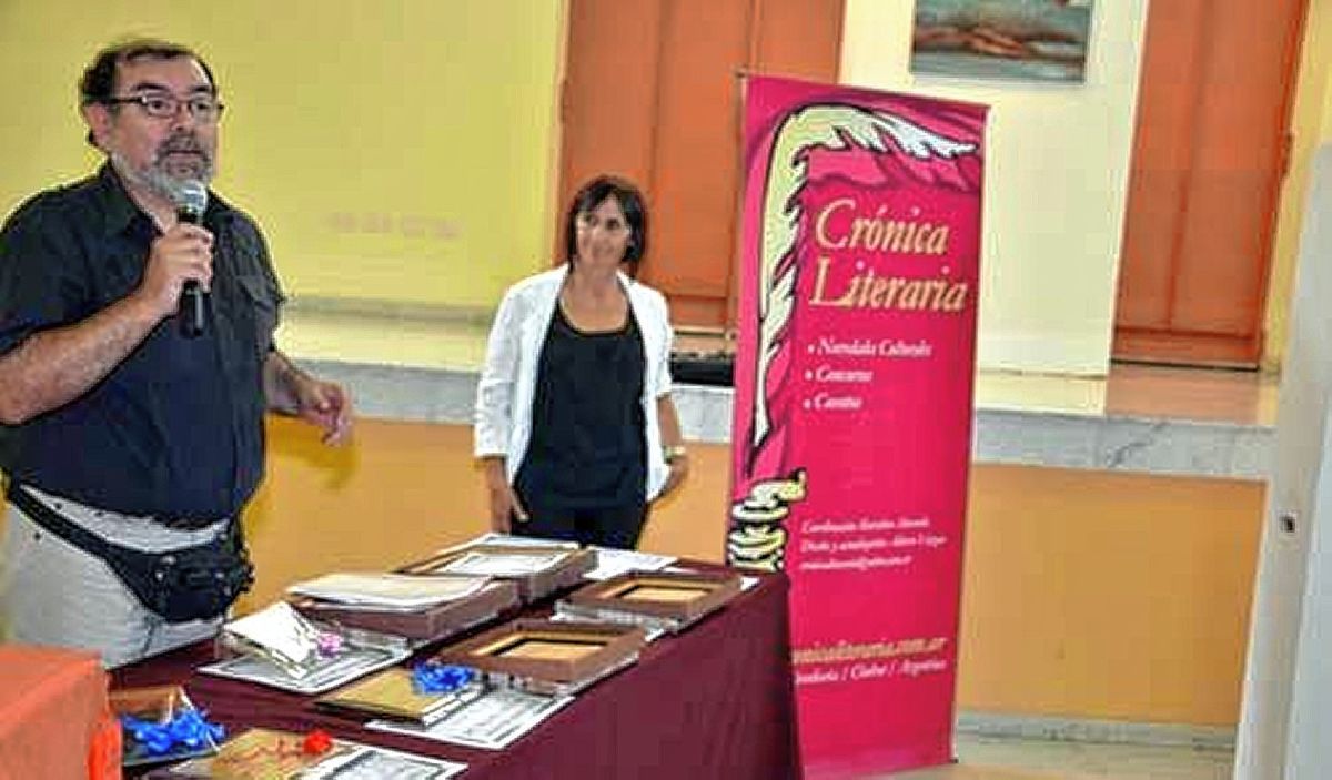 “Crónica Literaria: 40 años de historia” en la Feria del Libro de Comodoro Rivadavia