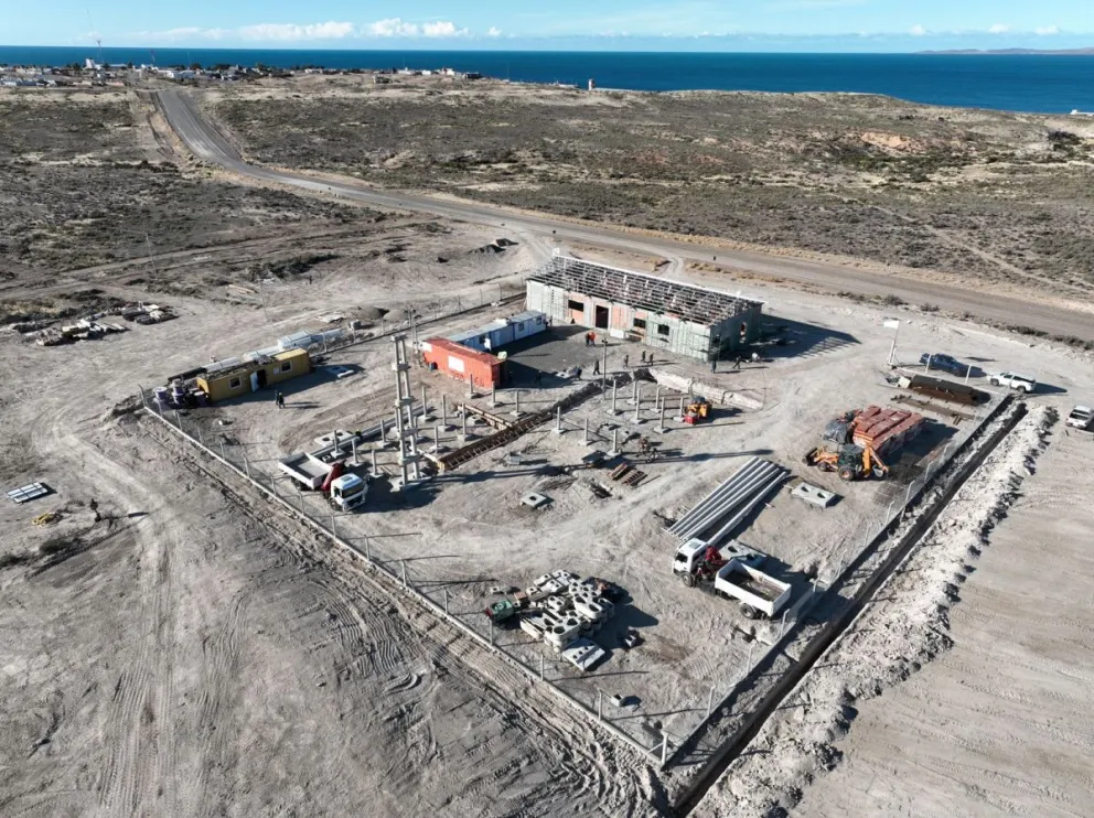 El Gobierno del Chubut trabaja en la obra del interconectado eléctrico Garayalde-Camarones 