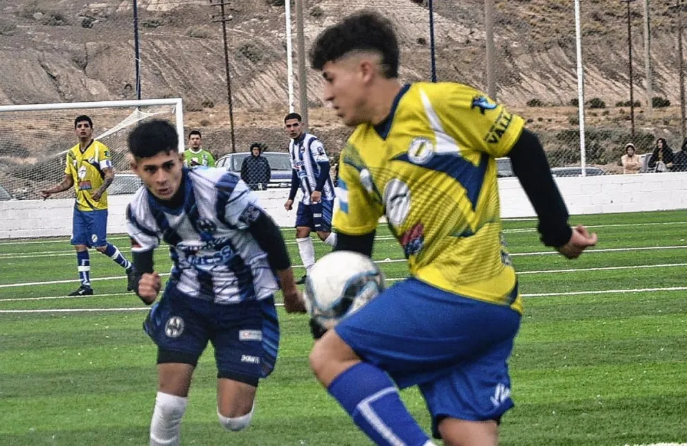 Oeste lo dio vuelta en el complemento