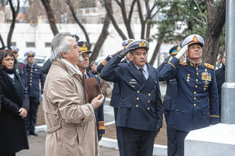 Macharasvili instó a defender y reafirmar los valores en el Día de la Independencia