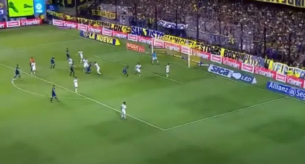 Condenan a Boca y a la AFA a resarcir a una hincha que se esguinzó por una avalancha