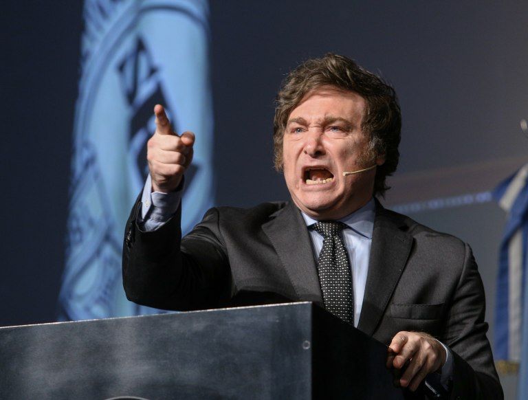 Insólito: Milei pidió cambiar el voto en dos leyes y le dijeron que "esté más atento"