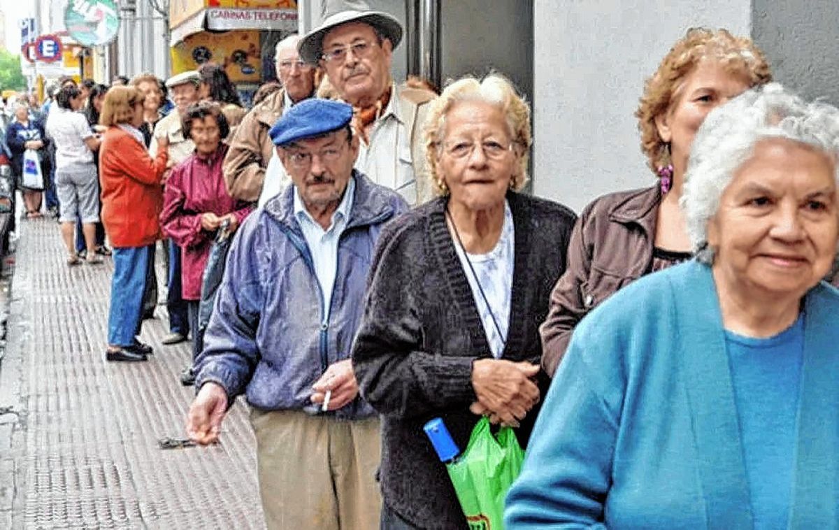 Una Argentina más envejecida por arriba de la media regional y mundial para las próximas décadas