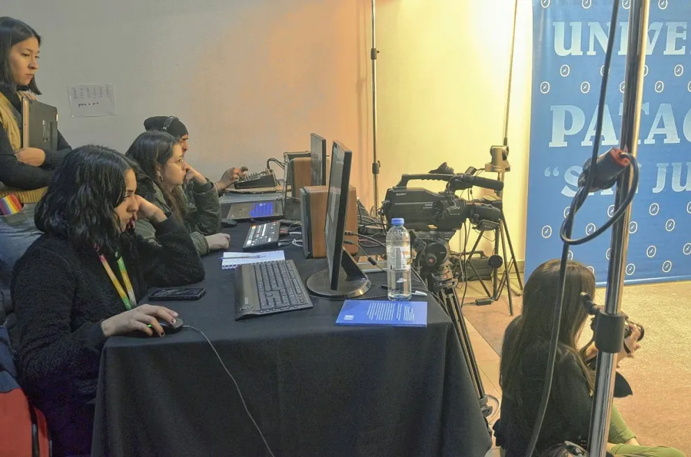 La Feria del Libro también es un espacio de formación para estudiantes universitarios