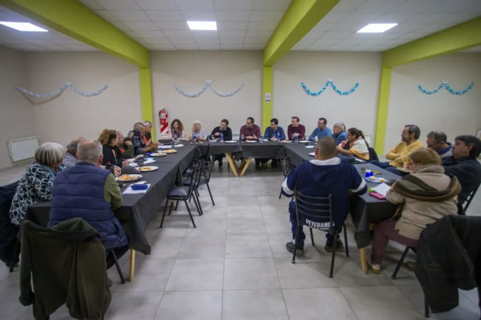 Luque se reunió con Centros de Jubilados y celebró los beneficios y exenciones aprobadas para esa población