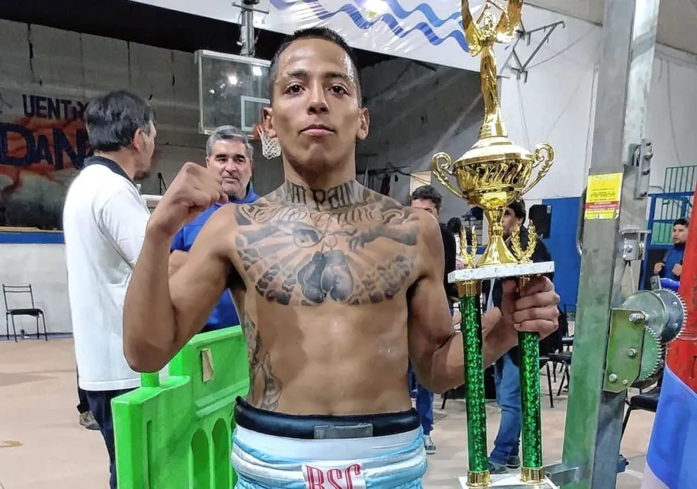 El caletense Maximiliano Noria prepara su debut profesional