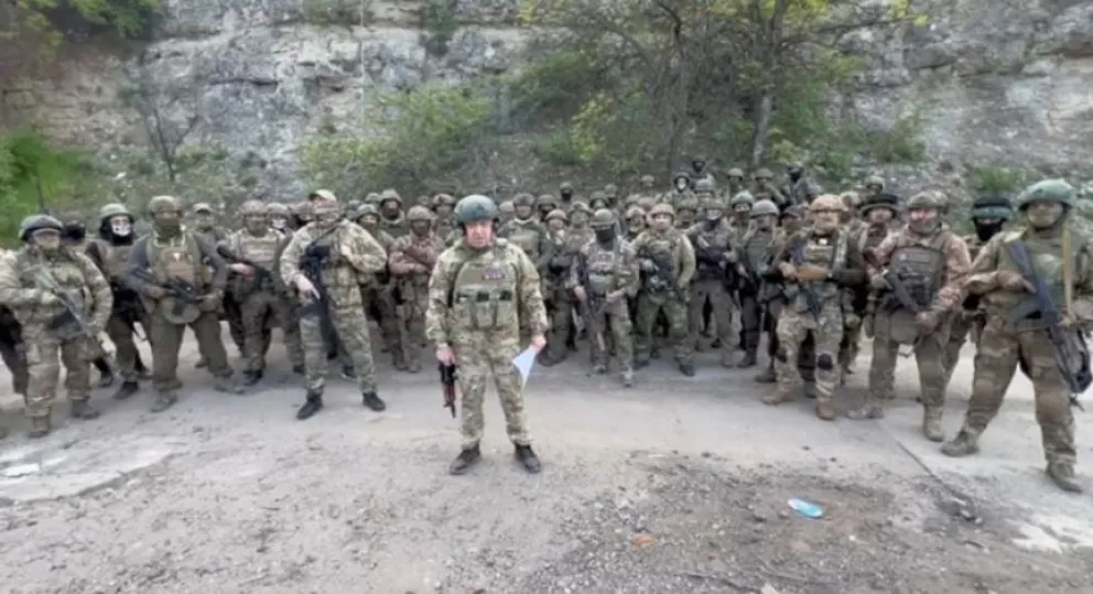 El grupo Wagner entregó sus equipos a las Fuerzas Armadas de Rusia