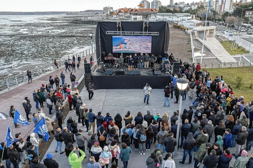 Luque y Macharashvili encabezaron la apertura oficial del Paseo Costero, un nuevo paso en la transformación de Comodoro