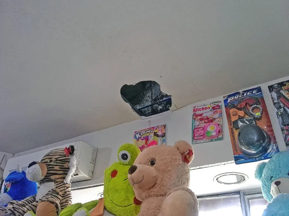 Ladrones entran a kiosco de Trelew por boquete que hicieron en el techo y se llevan cuantiosa suma de dinero