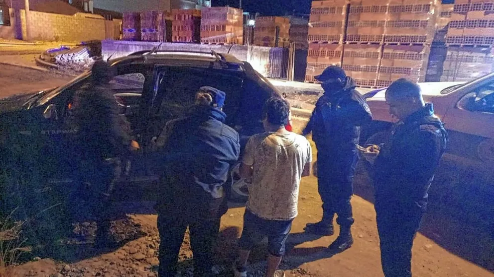Al volante de vehículos y en estado de ebriedad, varios hombres y una mujer causaron accidentes en la madrugada de ayer