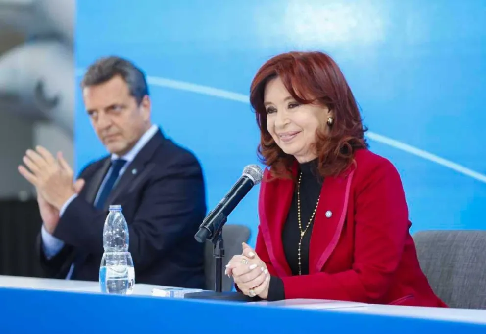 Cristina Kirchner: "El FMI se tiene que hacer cargo de los desmanejos de la directora anterior"