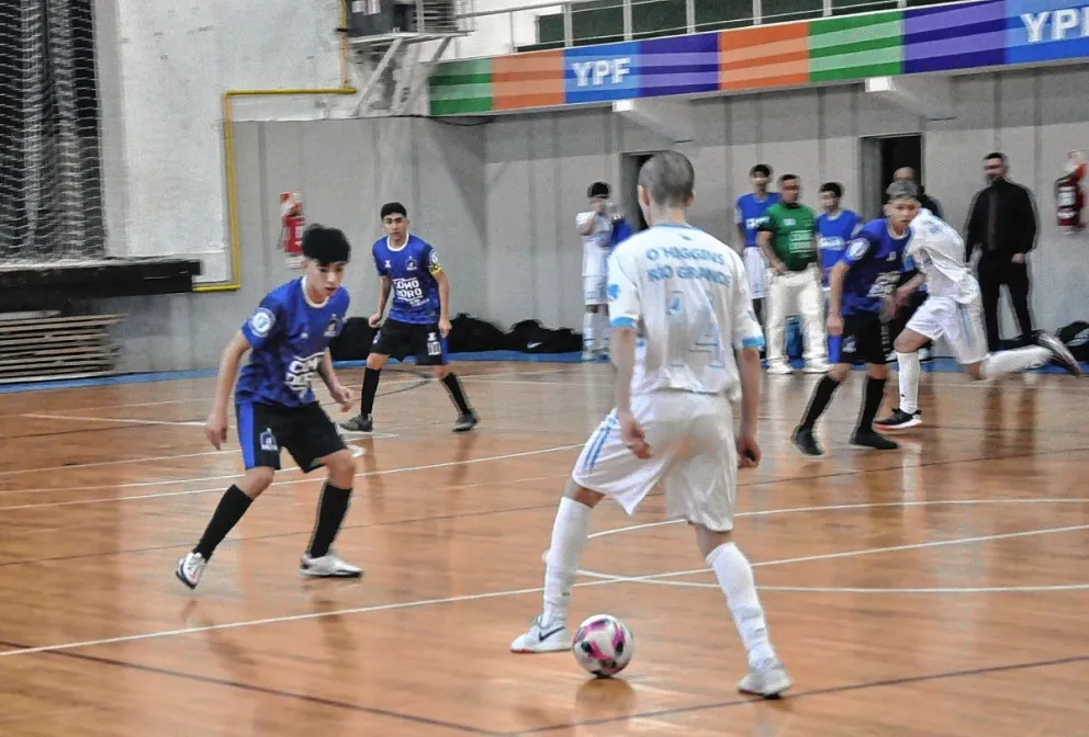 El Lobito, el primer comodorense en clasificar