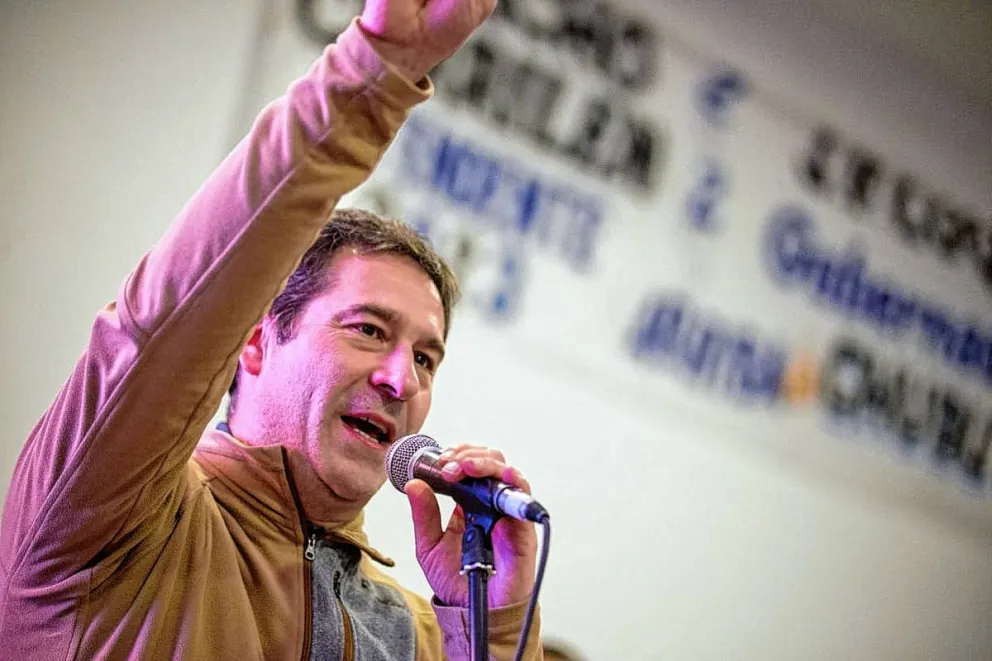 Luque convocó a los candidatos e intendentes de la Comarca Andina a trabajar sin descanso para poner bien arriba a Chubut