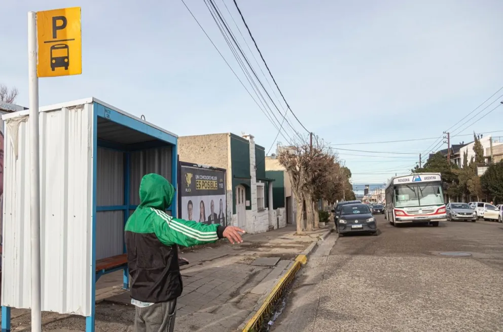 Instalaron nuevas garitas en distintos barrios de Comodoro
