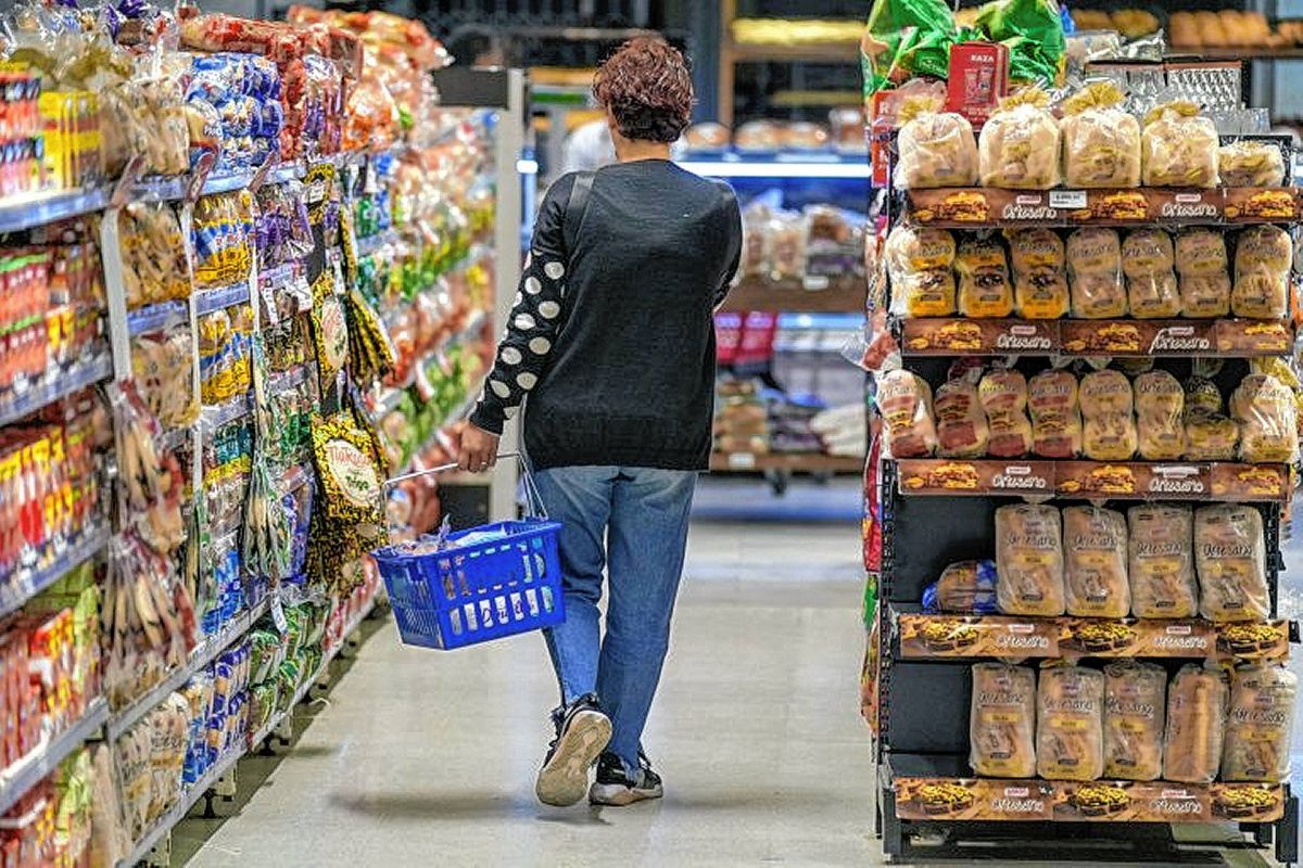 Una familia necesitó $232.427 mensuales para no ser pobre