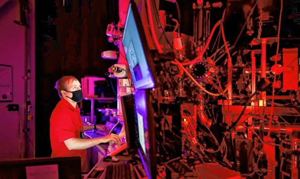 No es ciencia ficción: prueban un metal que se repara solo