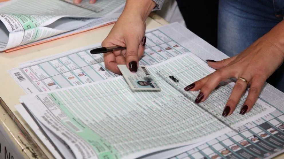 Cerraron los comicios en la ciudad Córdoba y hay gran expectativa por los resultados