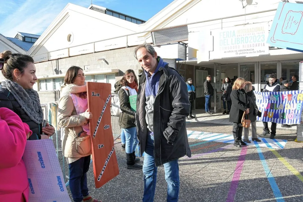 Docentes de ATECh ratifican paro por 48 horas al regreso de vacaciones de invierno