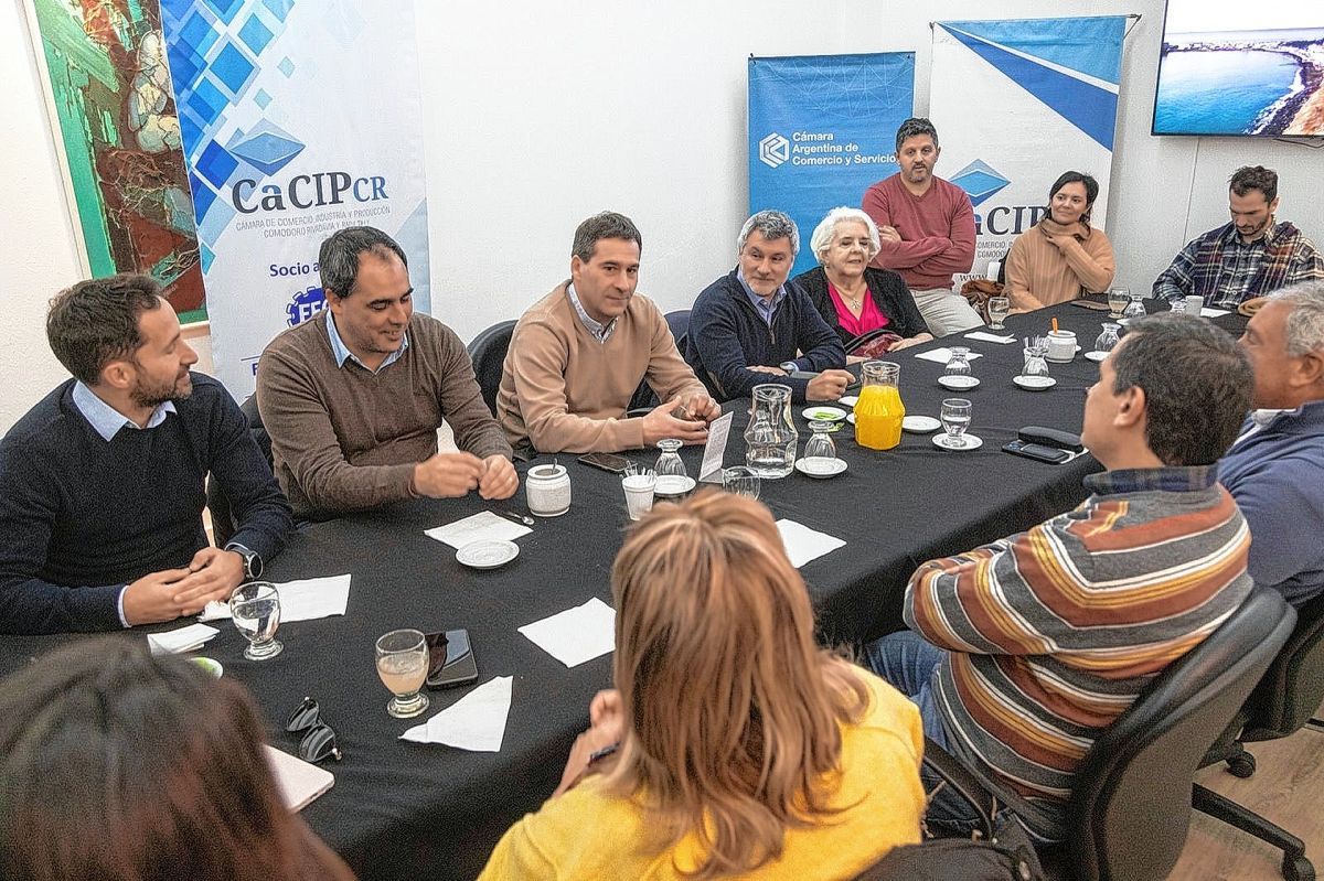 “Hemos notado una notable diferencia de Luque con el resto de los candidatos”, afirmó Ceriani