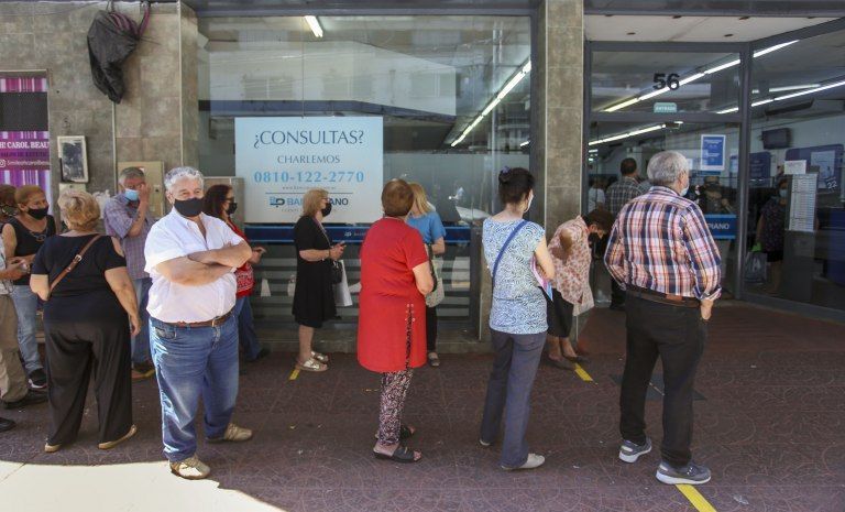 Más de 1,4 millones de jubilados y pensionados cobrarán suplementos: quiénes son los beneficiados