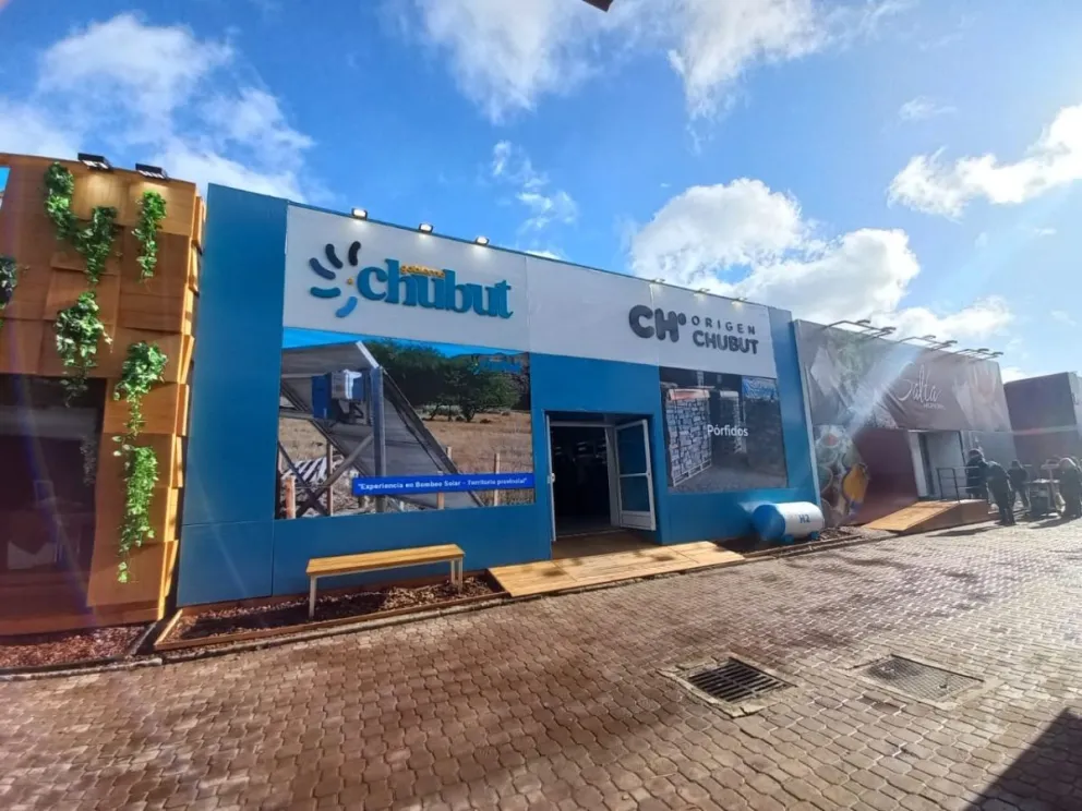 Más de 20 emprendedores chubutenses continúan presentando sus productos en la Expo Rural en Buenos Aires 