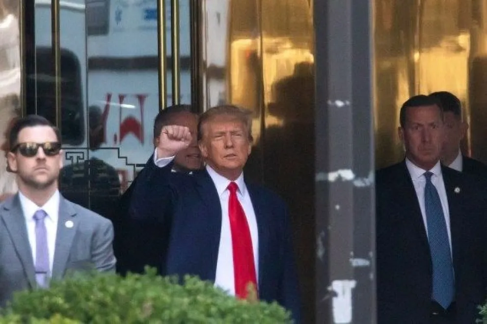 Trump enfrenta más acusaciones en caso de documentos clasificados