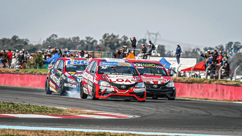 A Renzo Blotta lo chocaron en la primera vuelta