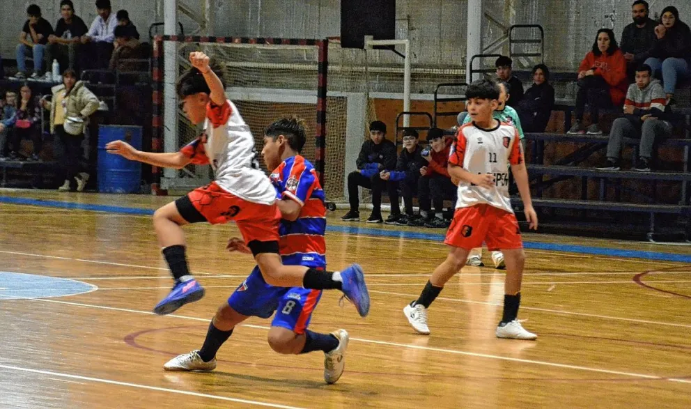 Se armaron las semifinales en C-13