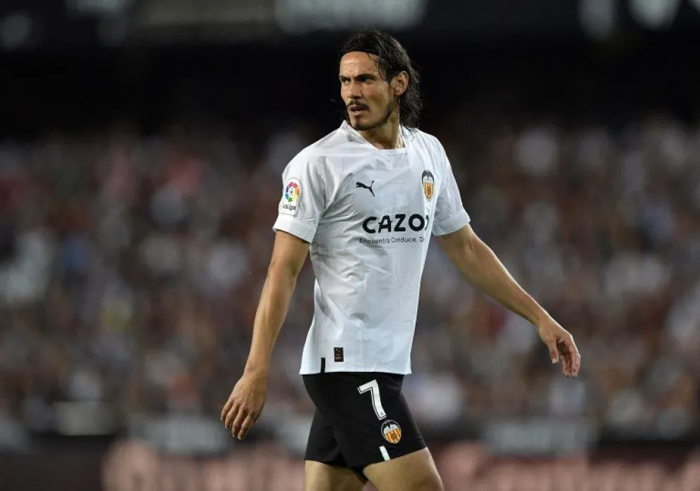 Cavani llega a la Argentina para ser presentado en Boca: todos los detalles