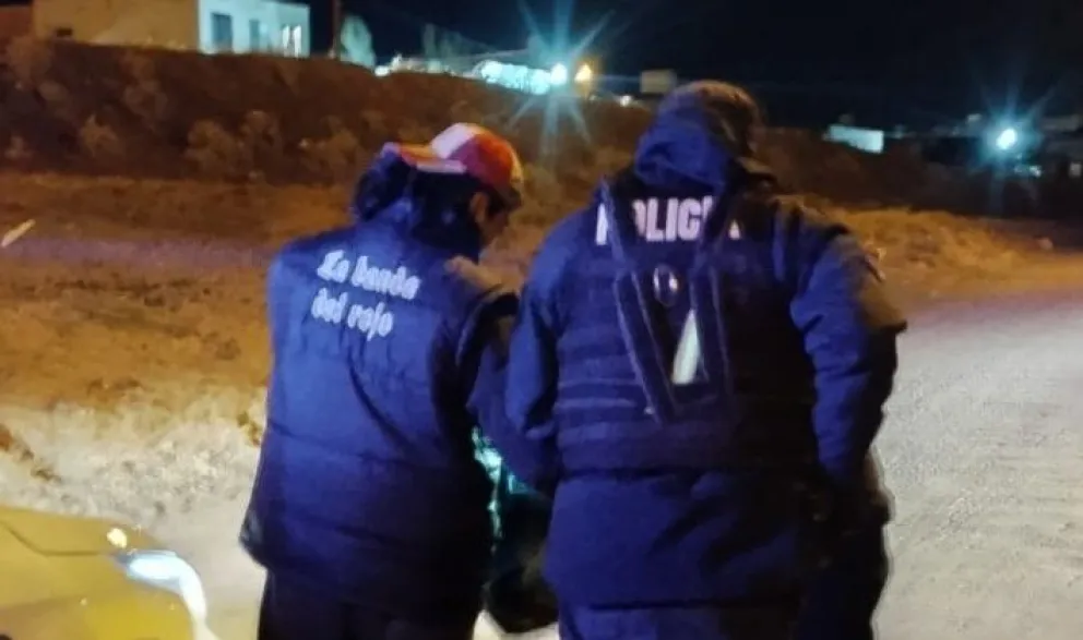 Lo detuvieron por robar elementos del interior de un auto