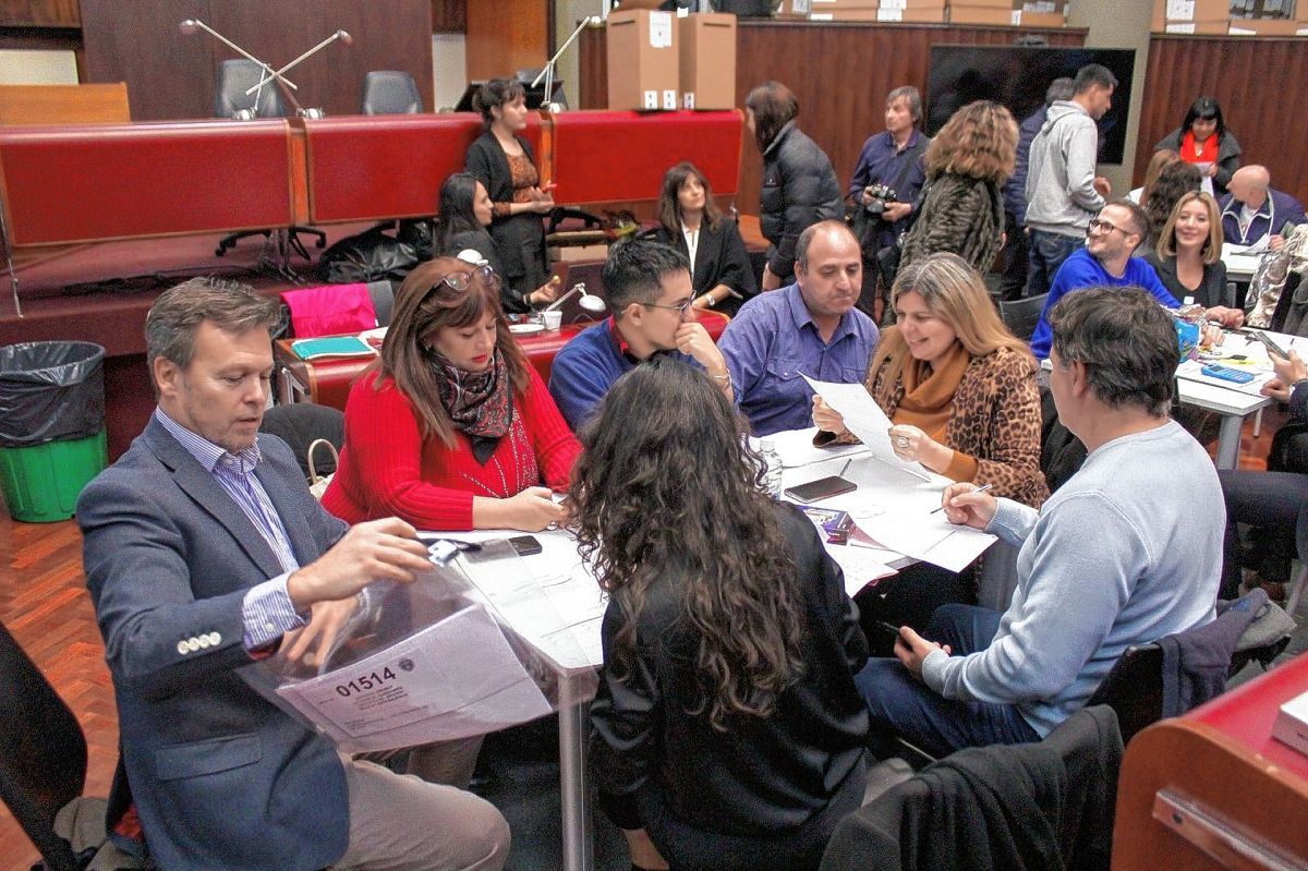 Culminó el escrutinio definitivo de las elecciones provinciales “sin grandes cambios”