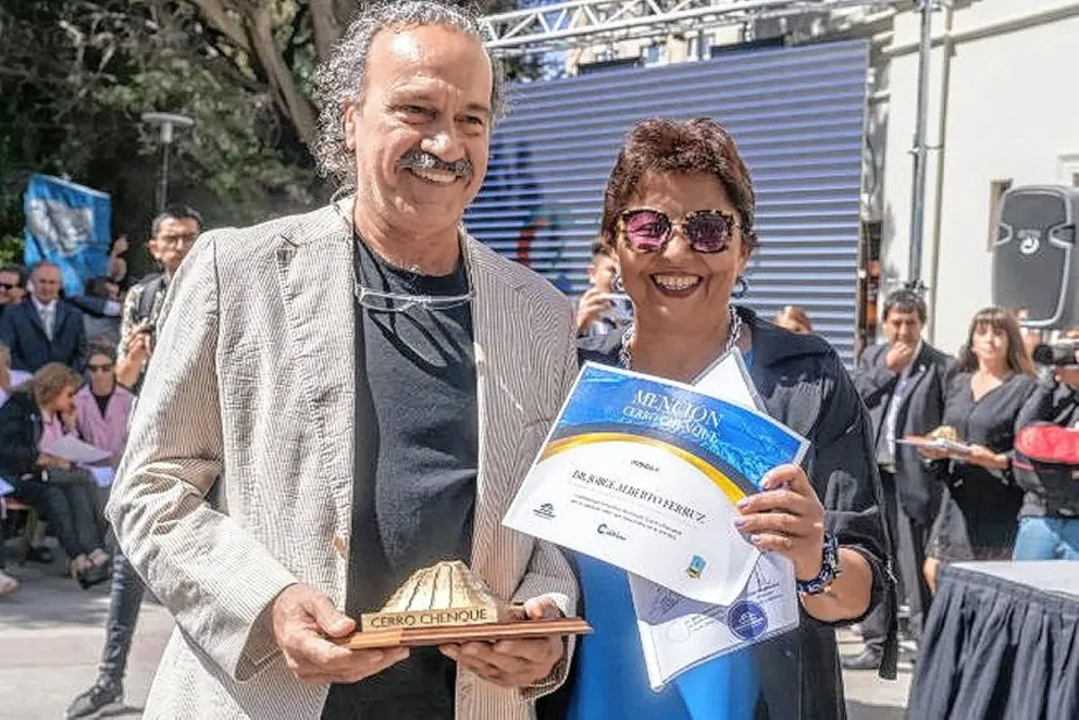“Siempre, a medida que se va desarrollando la sociedad, el veterinario tiene que estar presente”, dice Ferruz