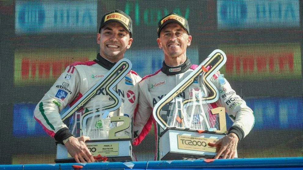 Doble triunfo para Renault en la jornada del TC2000 en Río Cuarto de la mano de Facundo Marques y Leonel Pernía