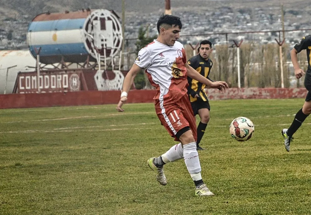 Huracán goleó de visitante a Laprida
