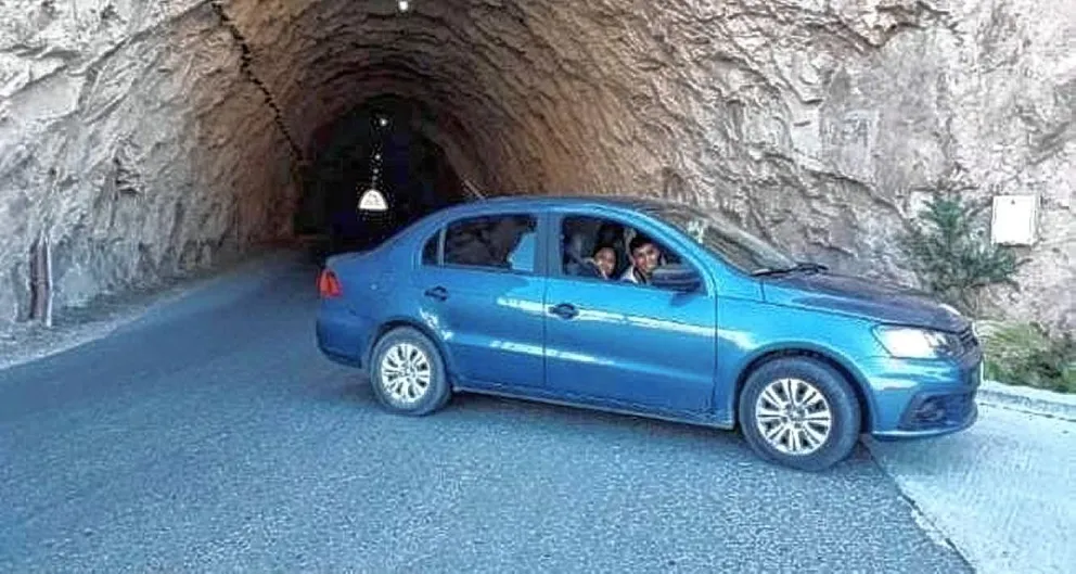 Buscan a través de las redes sociales un auto robado en Trelew, del frente de la casa del dueño