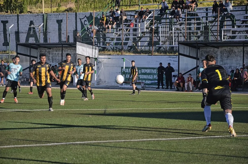 Sábado de partidos pendientes
