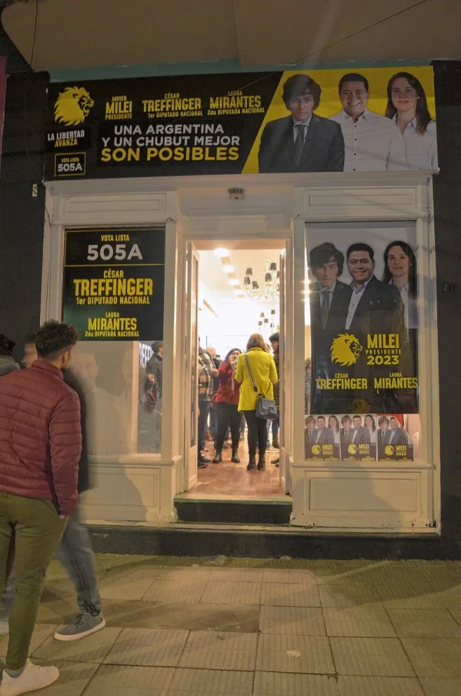 El partido de Milei denunció robos y destrucción de boletas en todo el país