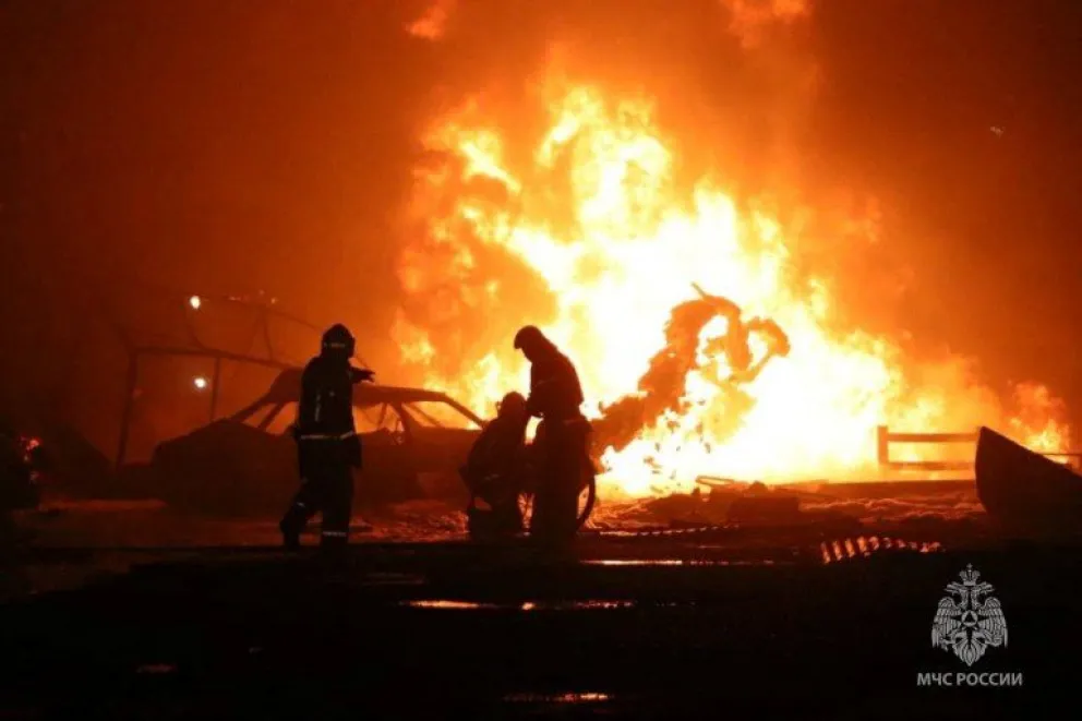 Fatal incendio en una gasolinera en Rusia: 30 muertos, entre ellos tres niños