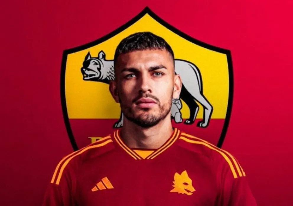 Paredes revolucionó Roma y fue recibido por una multitud de hinchas en su regreso al club
