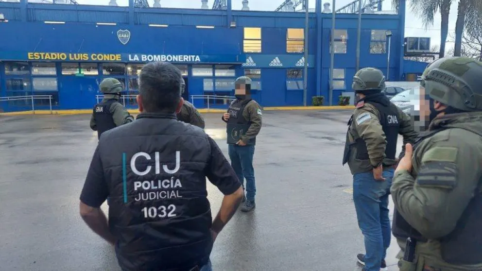 Allanamiento en la Bombonera: investigan venta de entradas falsas